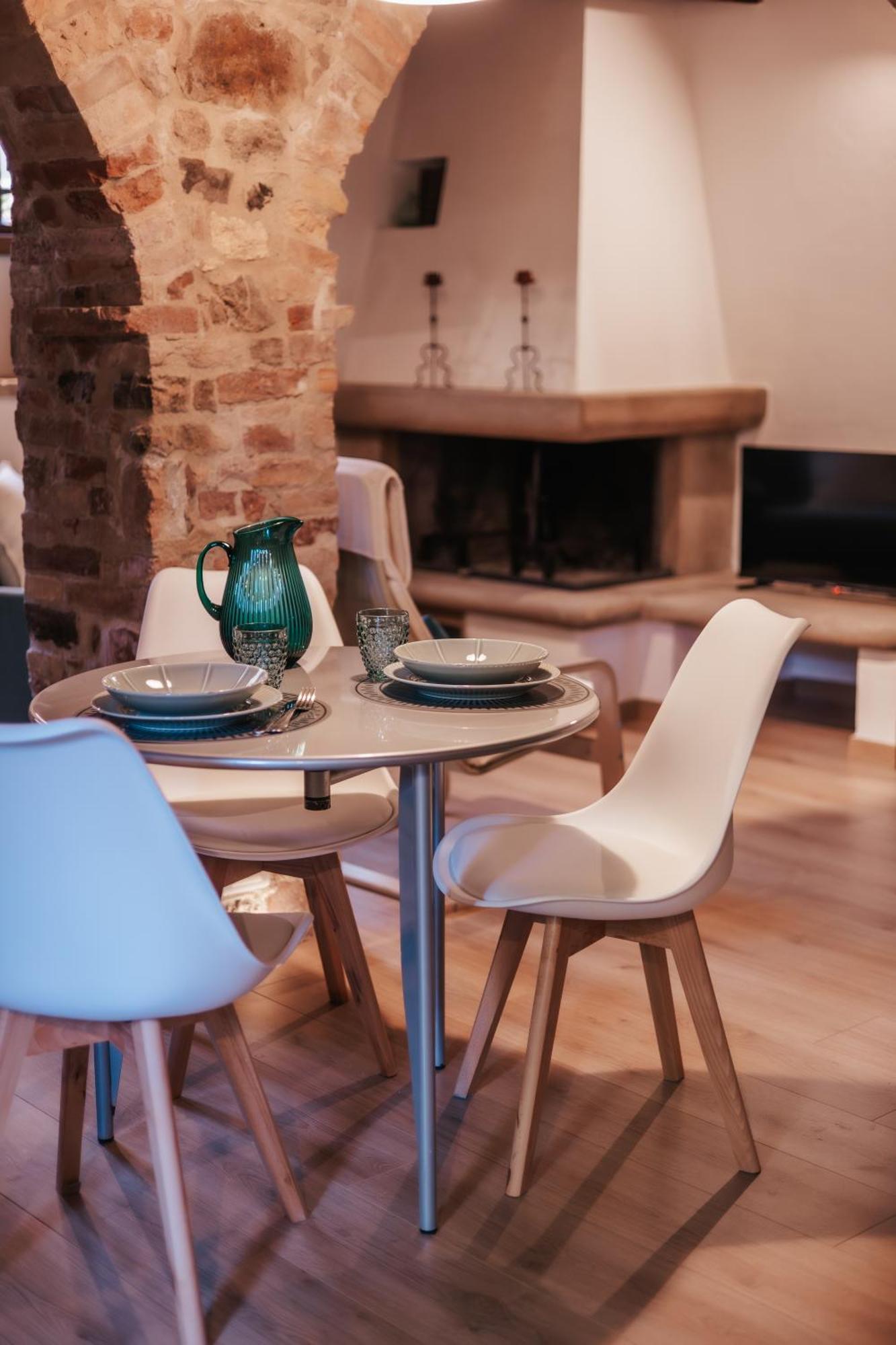 Donna Laura - Holiday Home San Quirico dʼOrcia Buitenkant foto